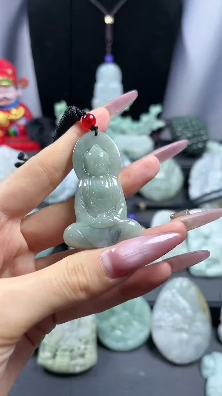 【闪购商品】翡翠颈饰未镶嵌大日如来