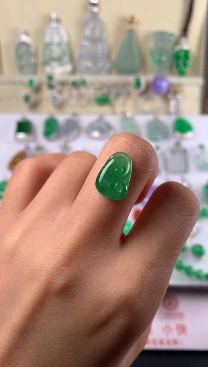 未镶嵌定制翡翠裸石（镶嵌定制）