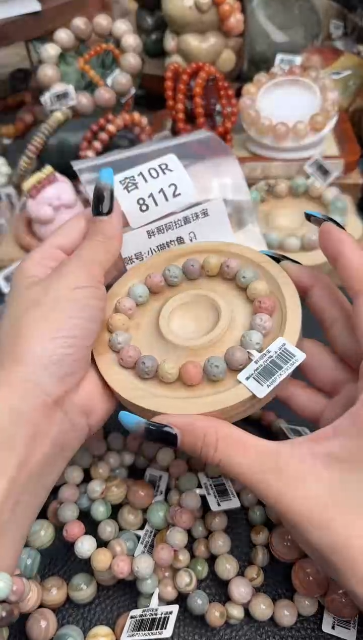 【闪购商品】石英质玉手链未镶嵌10R8112