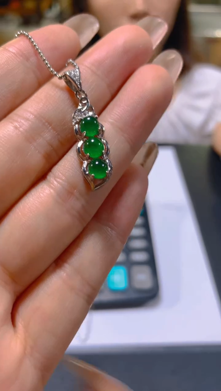 颈饰未镶嵌翡翠多样性发一