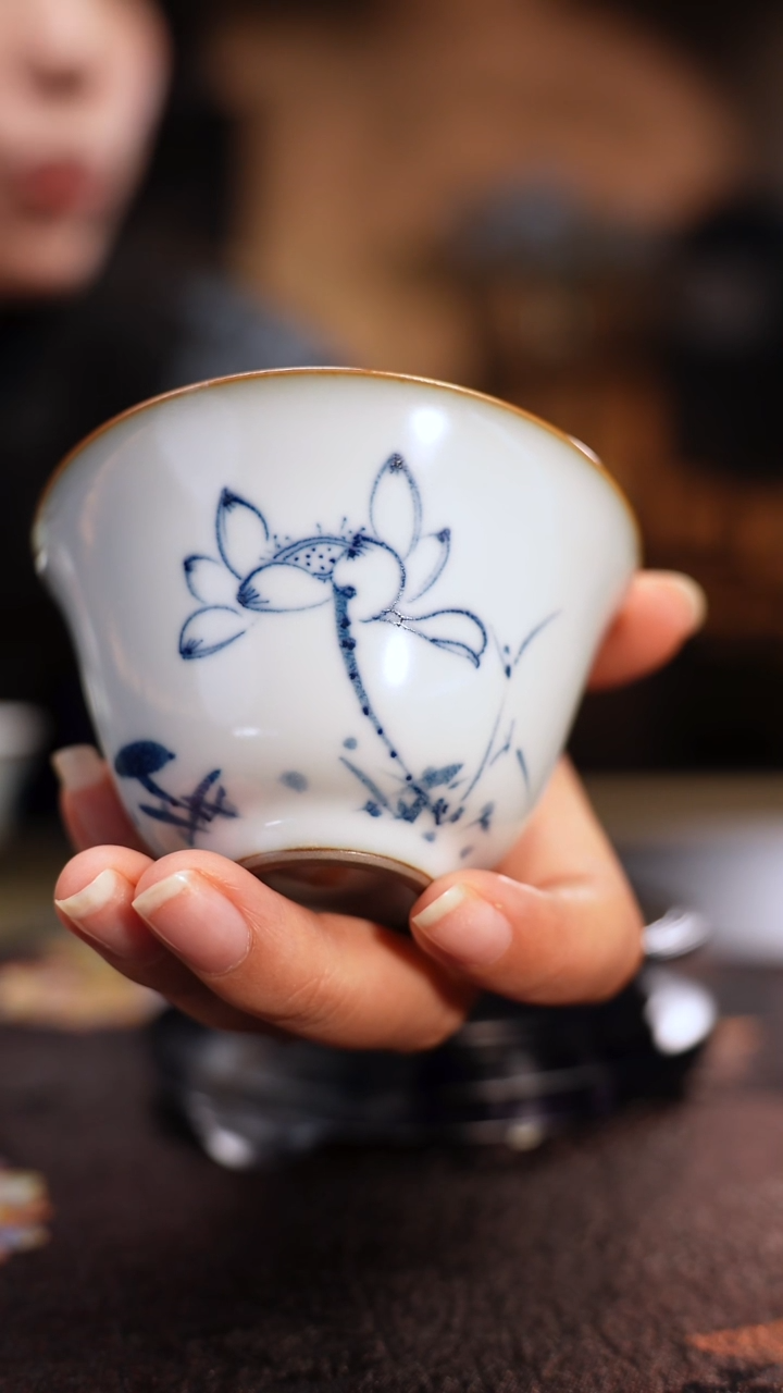 气窑 羊脂白 荷花 铃铛杯