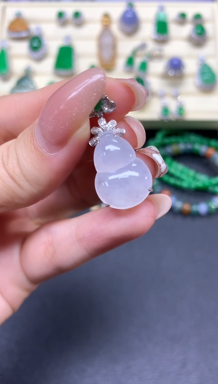 【闪购商品】翡翠吊坠(不含链)18K金镶嵌吊坠|2850+285