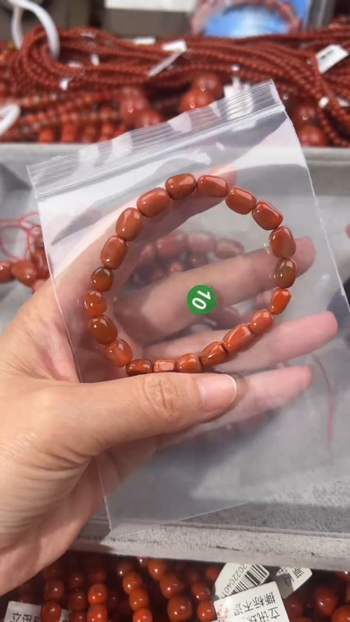 南红玛瑙手串未镶嵌7+