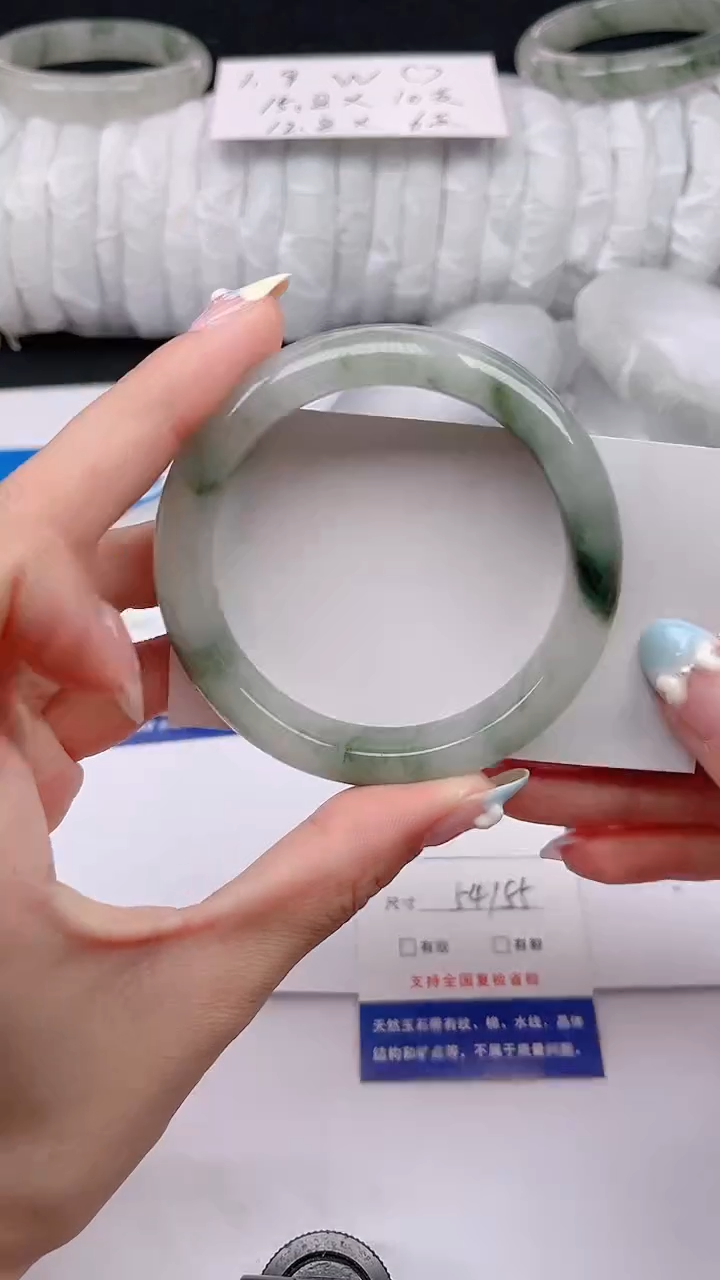 石英质玉手镯未镶嵌211-54/55