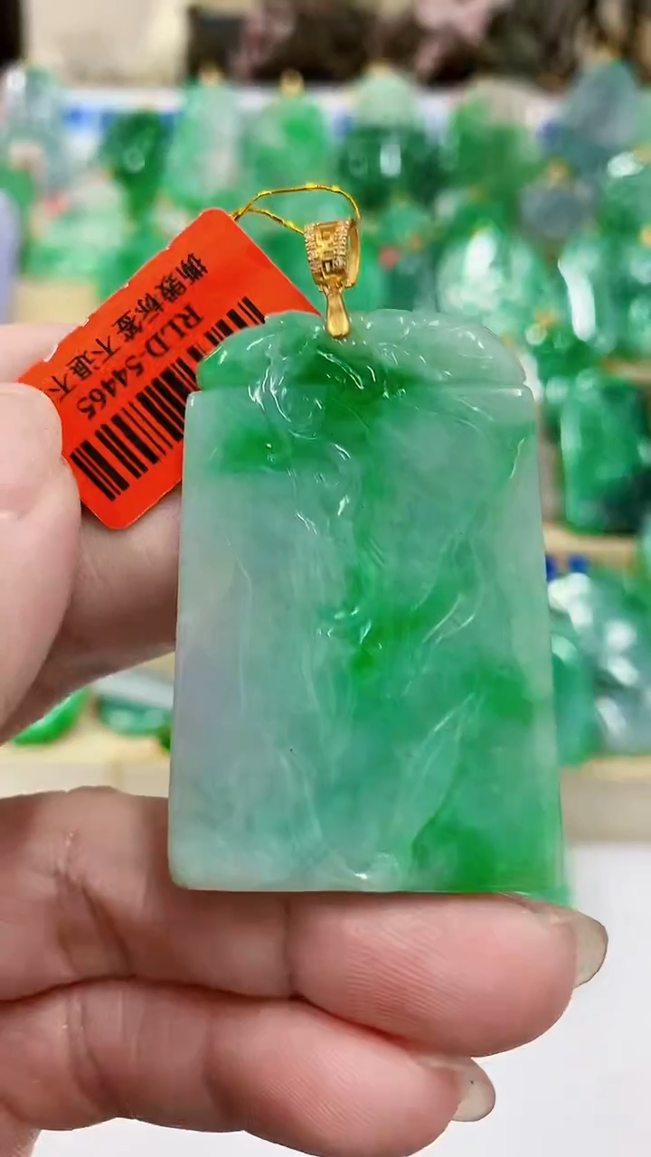 【闪购商品】翡翠吊坠(不含链)18K金镶嵌挂件