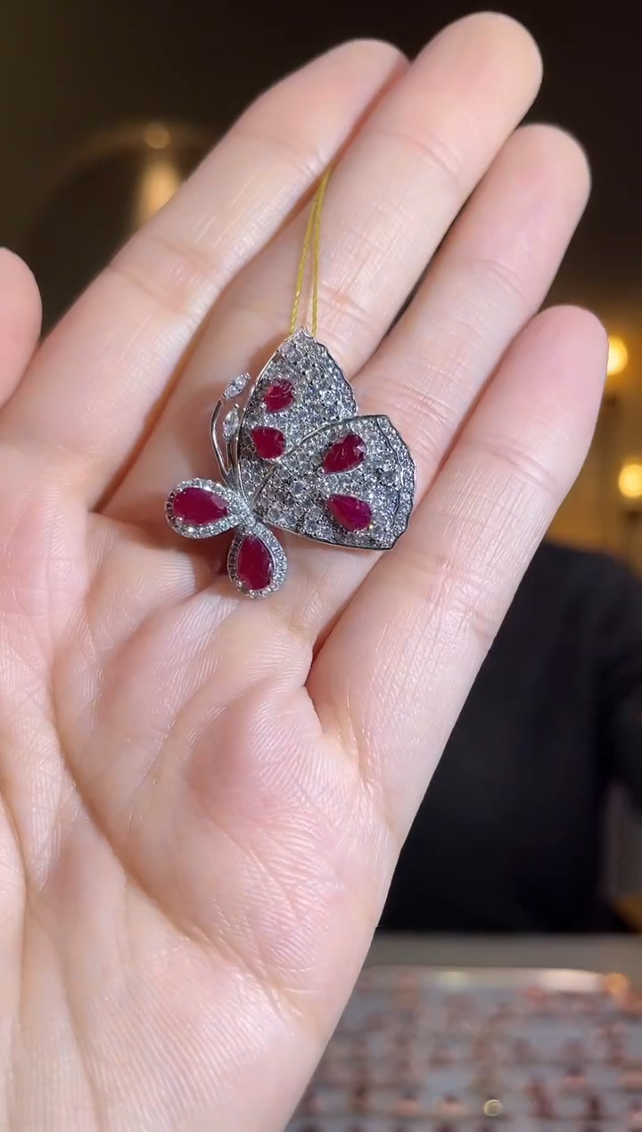 银S925镶嵌胸针红宝石胸针
