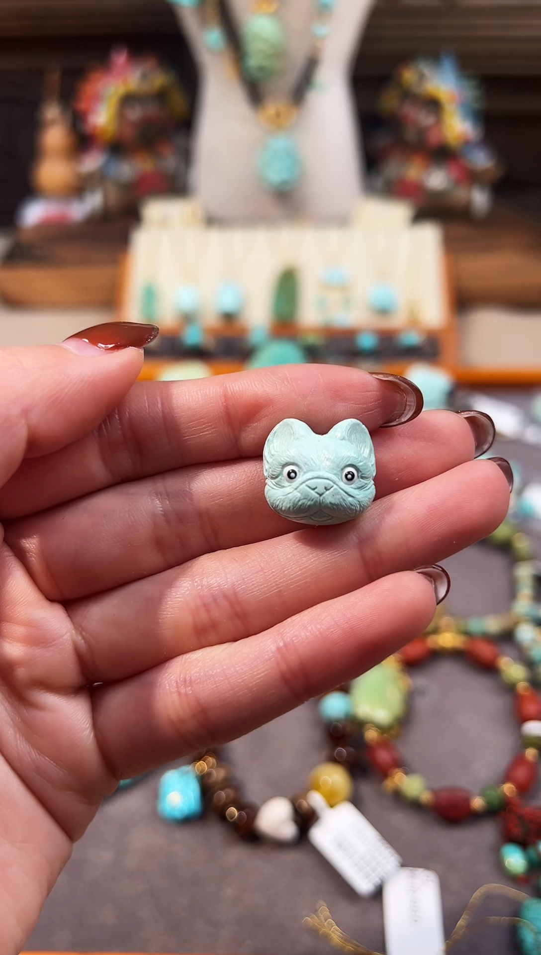 未镶嵌绿松石配饰小狗