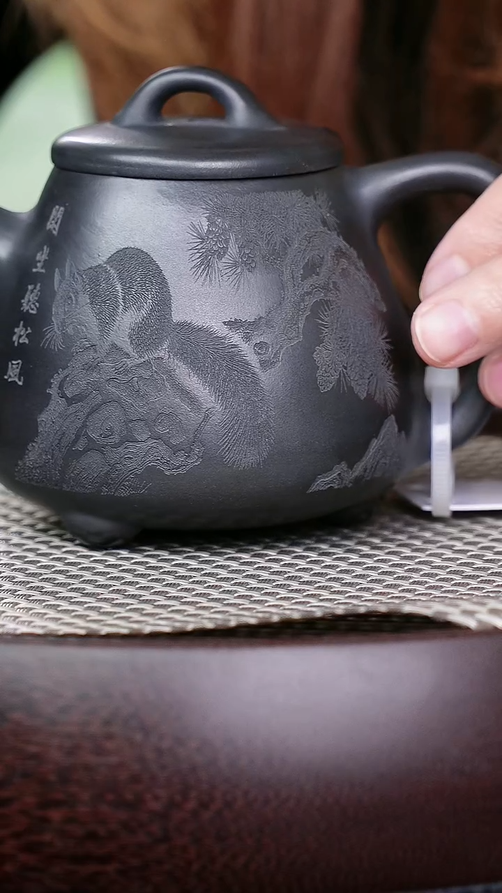 宜兴紫砂壶松鼠高石瓢h26080