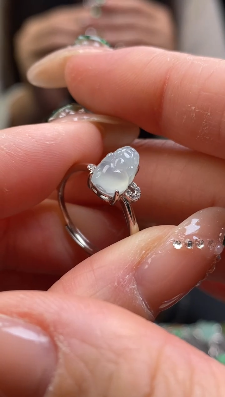 颈饰银S925镶嵌翡翠净货17774