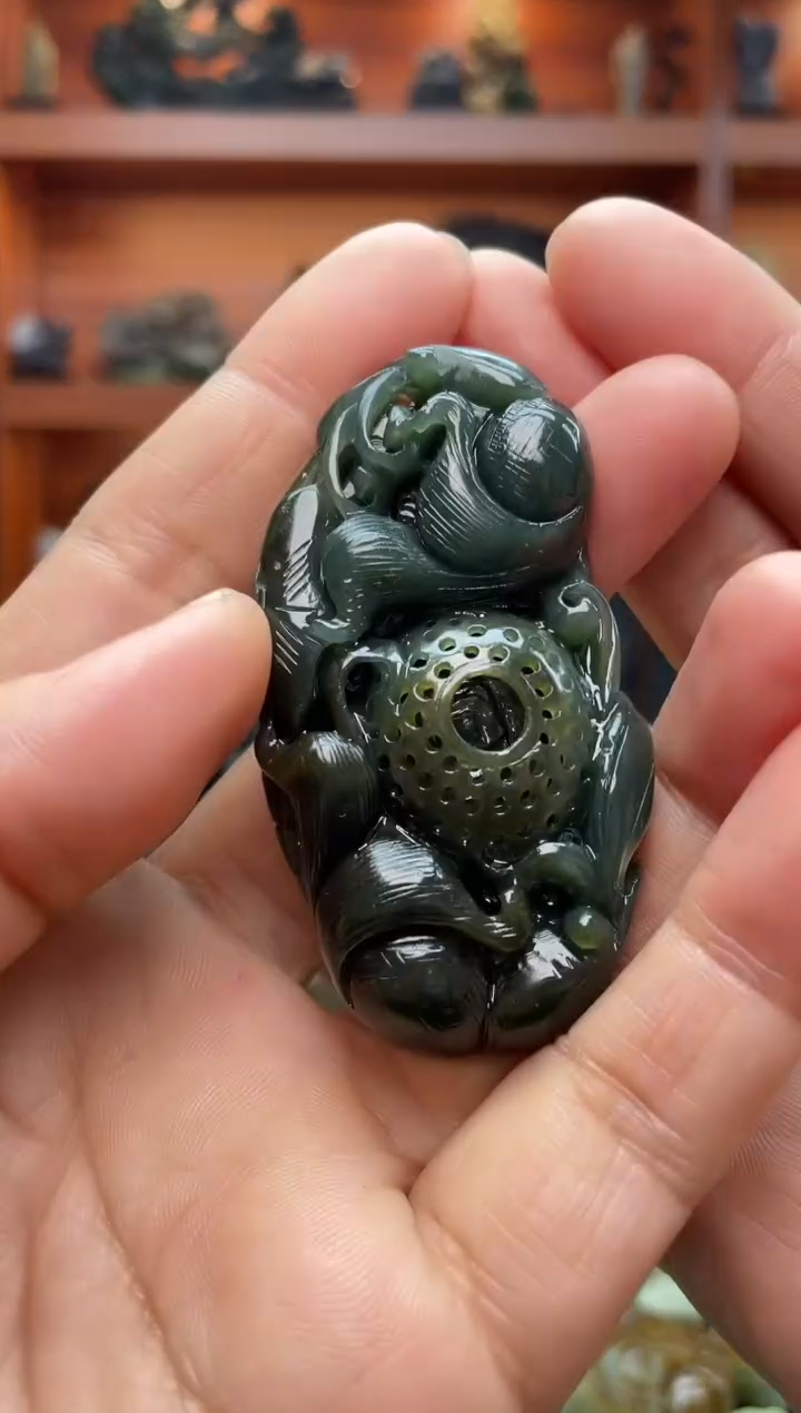 未镶嵌和田玉把件1