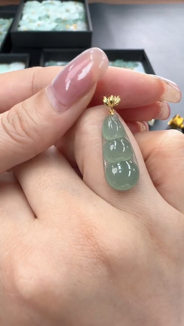 【闪购商品】翡翠颈饰18K金镶嵌250212124