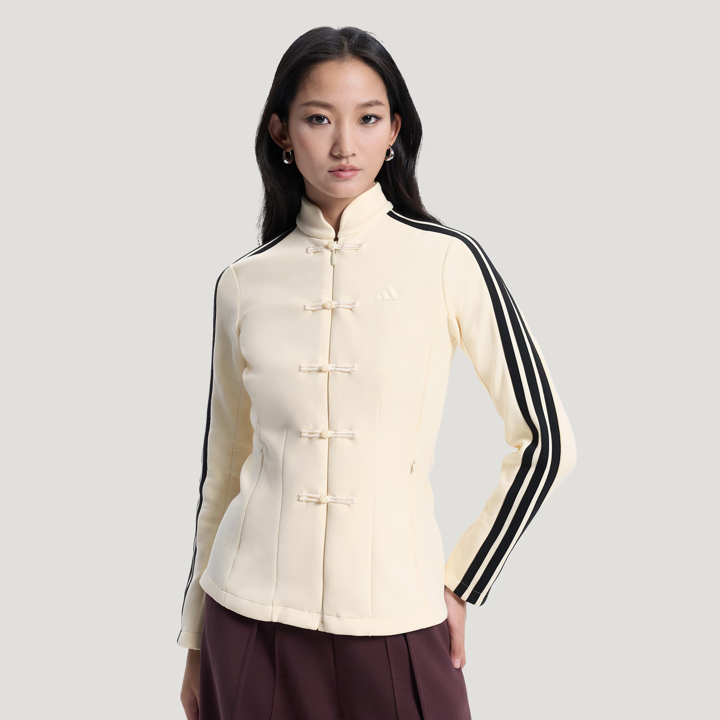 adidas/阿迪达斯adidas女子新中式运动休闲夹克外套 HY2129