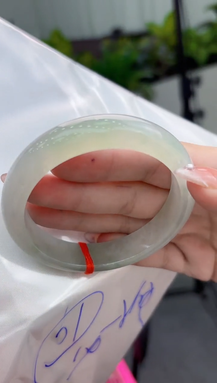 【闪购商品】翡翠手镯未镶嵌翡翠手镯