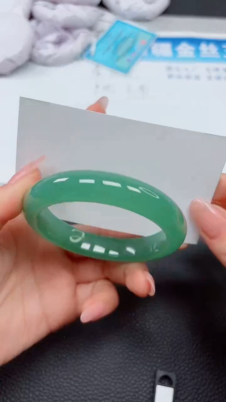 【闪购商品】石英质玉手镯未镶嵌593