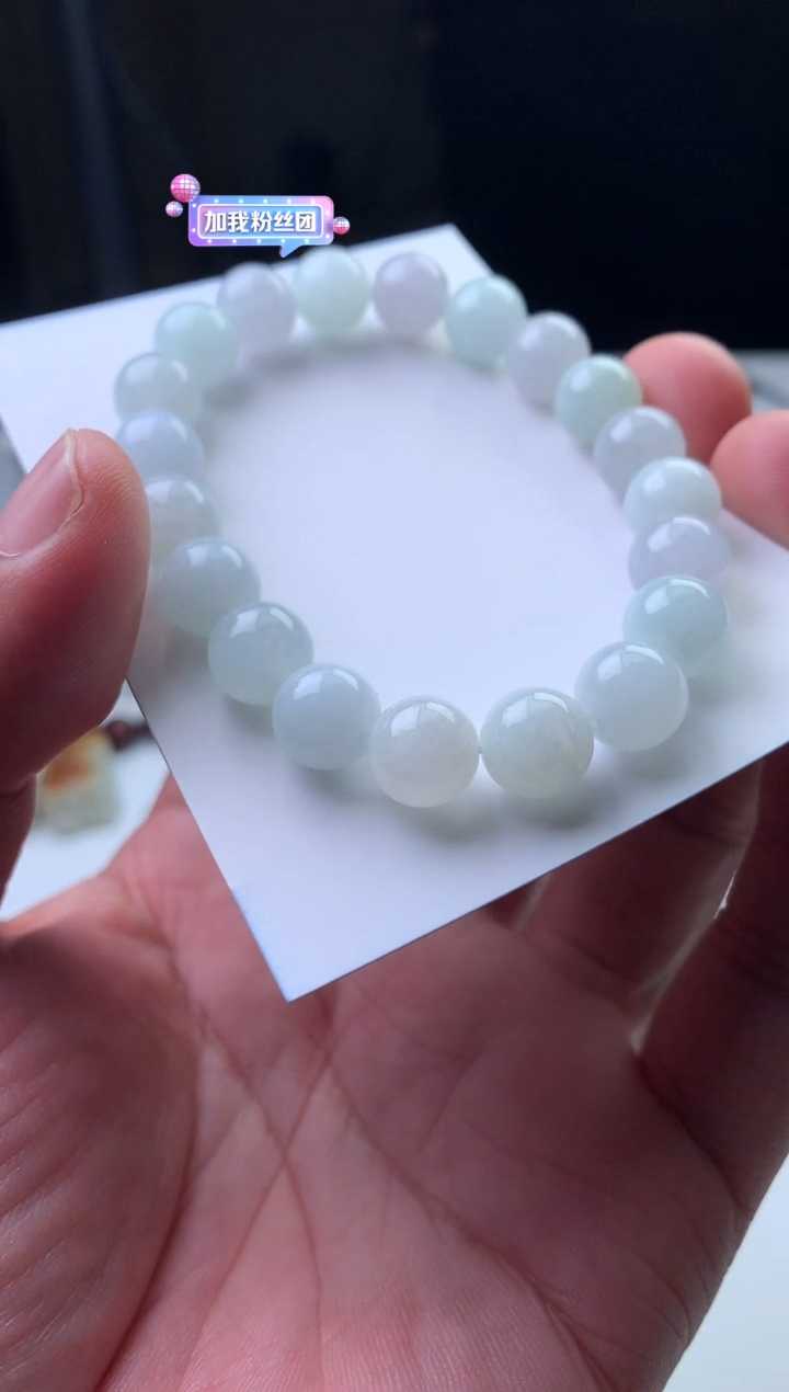 颈饰未镶嵌翡翠珠子