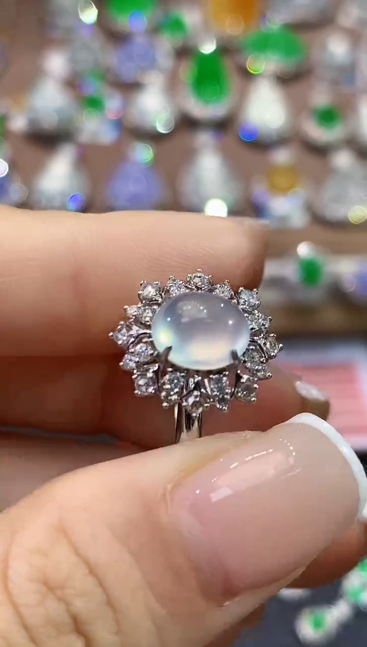 18K金镶嵌戒指翡翠A115