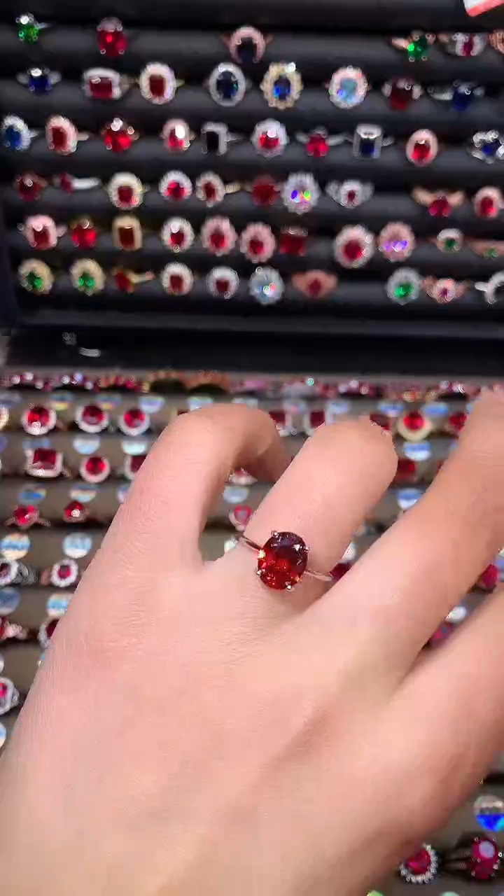 【闪购商品】石榴石戒指银S925镶嵌810白