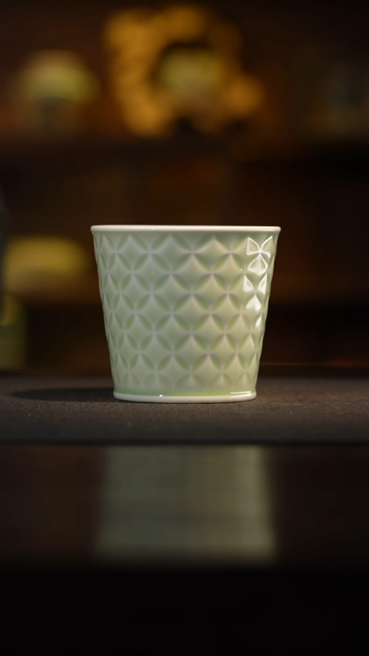 朴乐窑-影青可乐杯