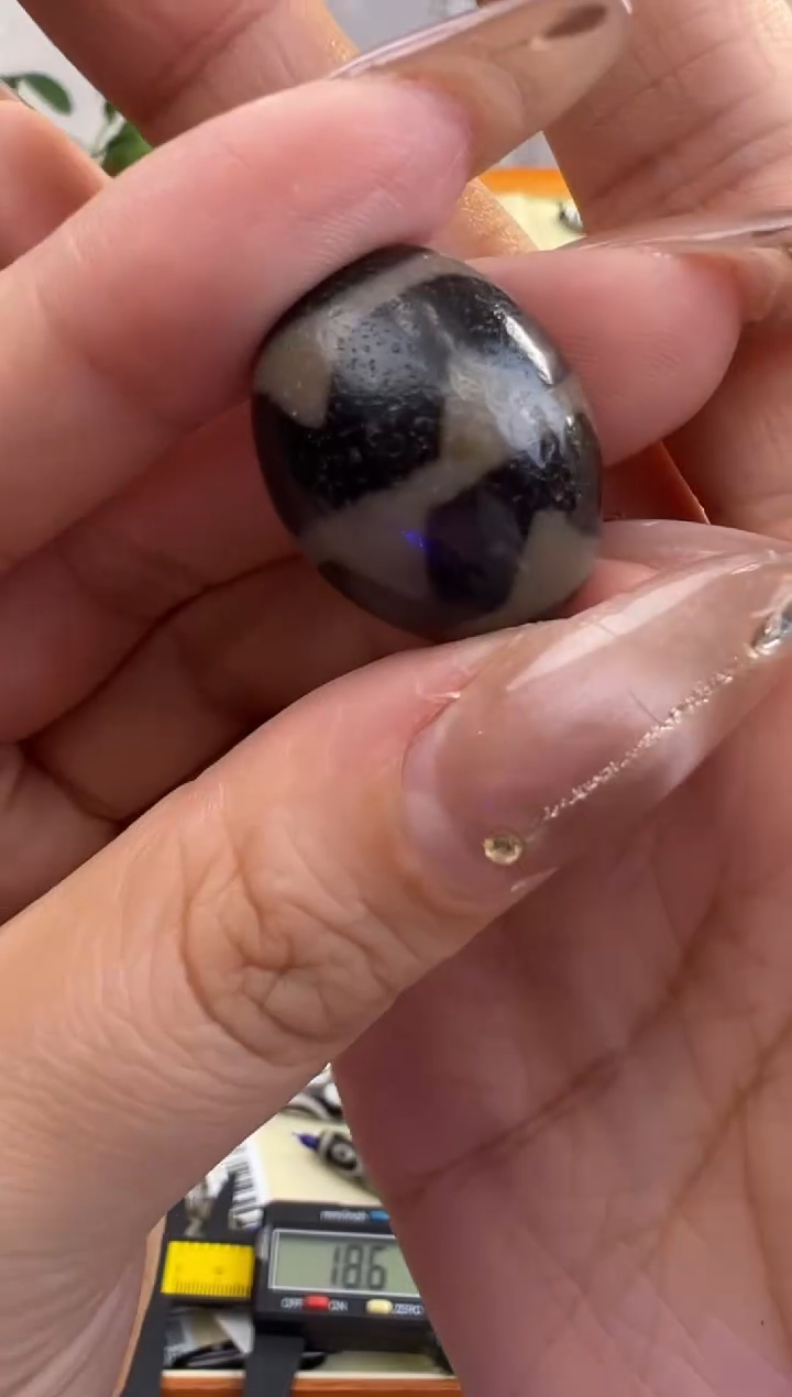 【闪购商品】玛瑙/玉髓吊坠(不含链)未镶嵌113.微瑕