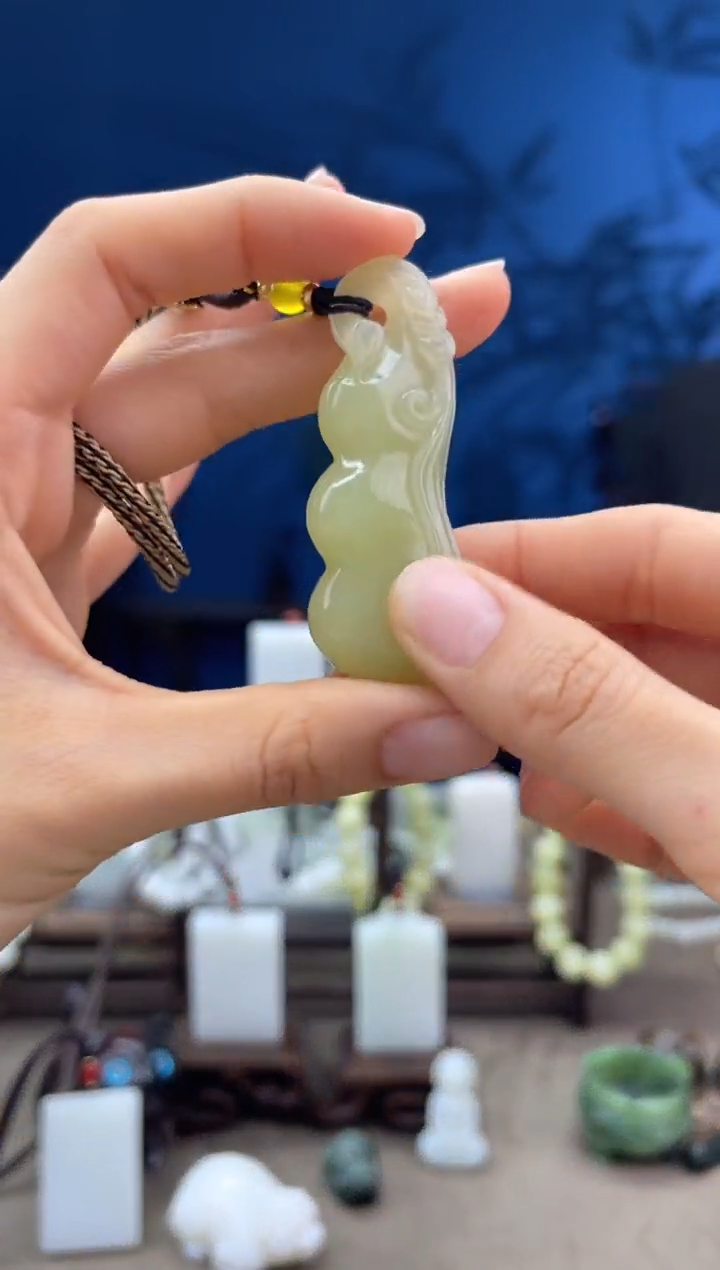 【闪购商品】和田玉颈饰未镶嵌1