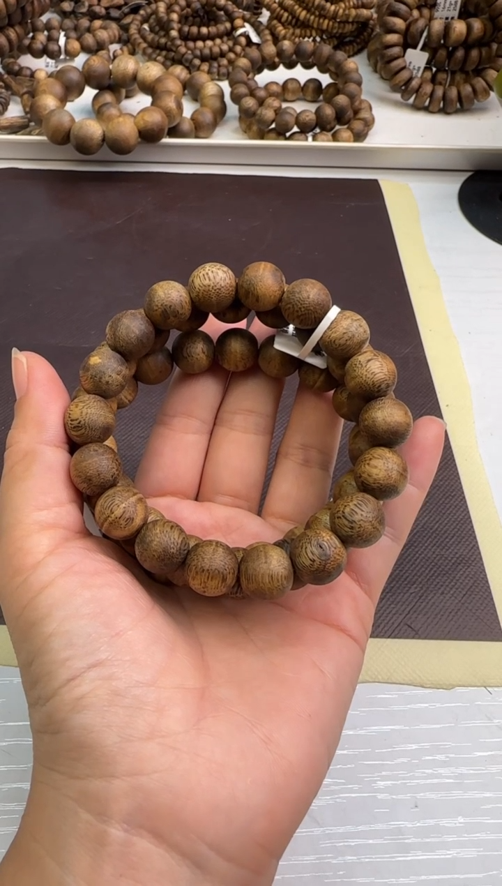 【闪购商品】沉香手串海南老白棋正圆珠12mm10g多样性发1