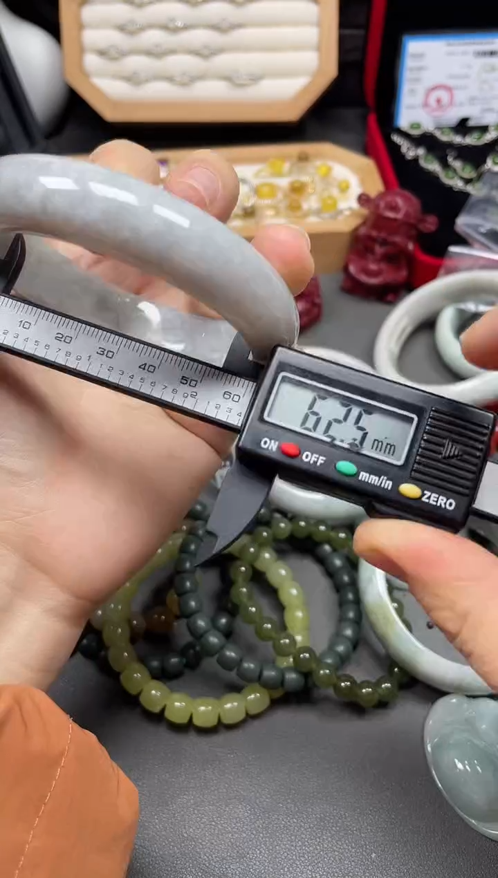 未镶嵌手镯翡翠多样性发货拍一发一