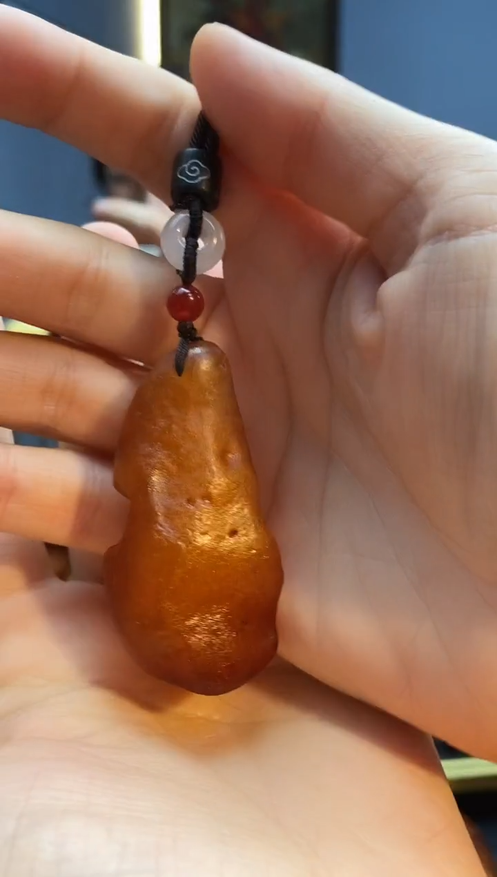 琥珀颈饰未镶嵌挂件