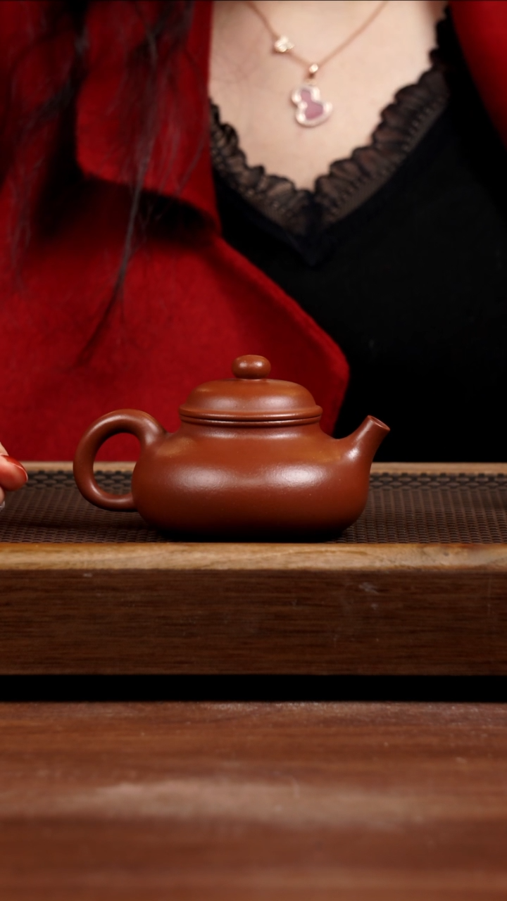 【闪购商品】紫砂茶壶黄龙山朱泥容天190CC