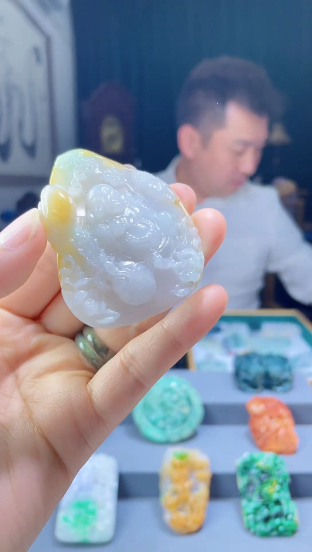 吊坠(赠链)未镶嵌翡翠翡翠