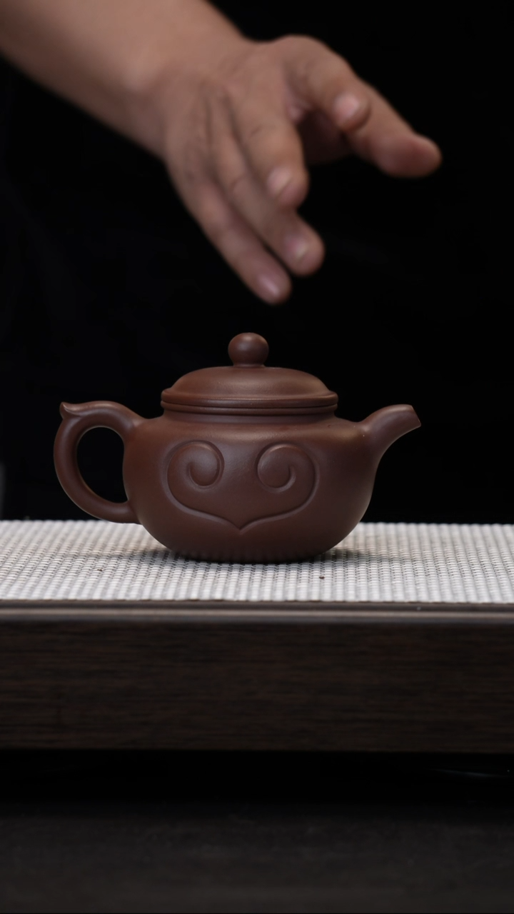 【闪购商品】紫砂茶壶原矿紫砂壶底槽清如意仿古壶260cc