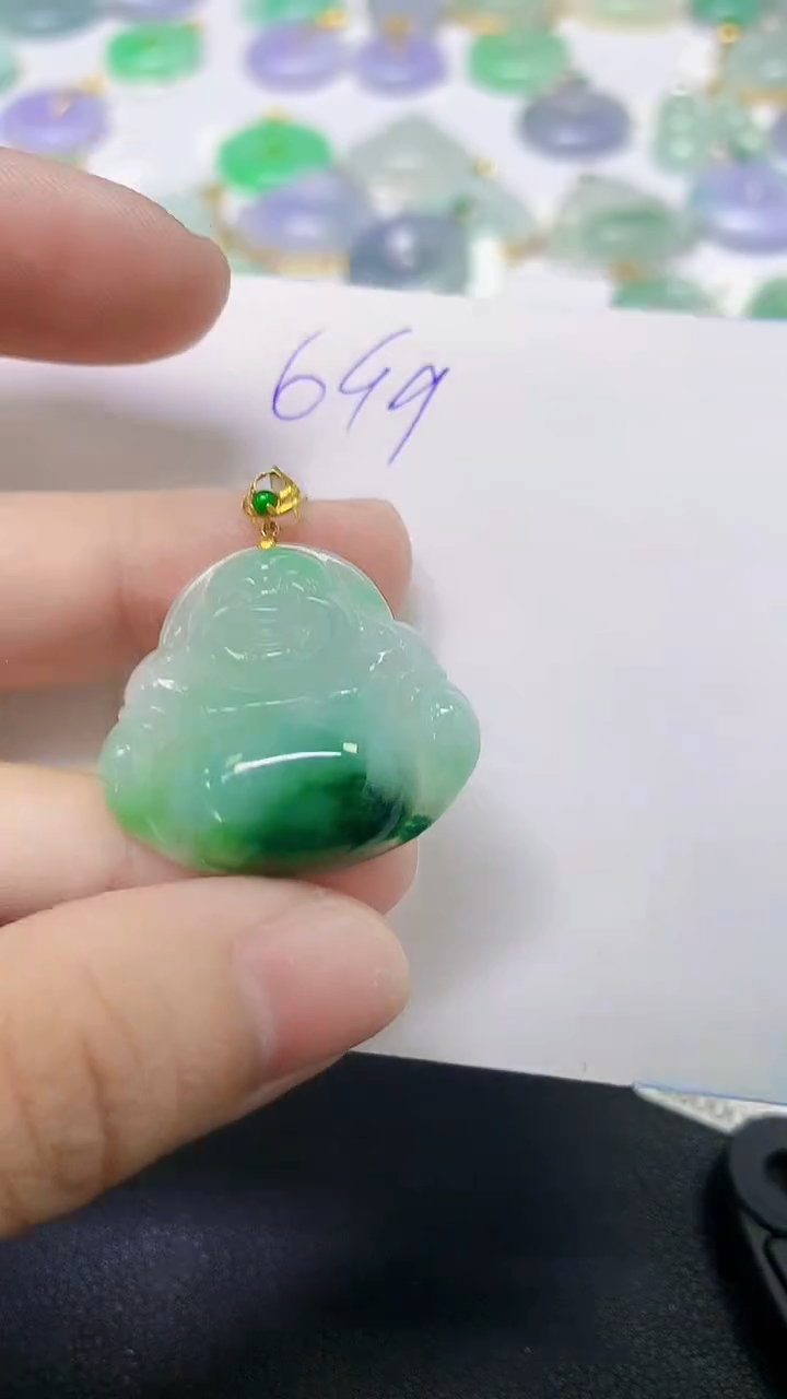 翡翠18K金镶嵌颈饰 天然缅甸翡翠A货