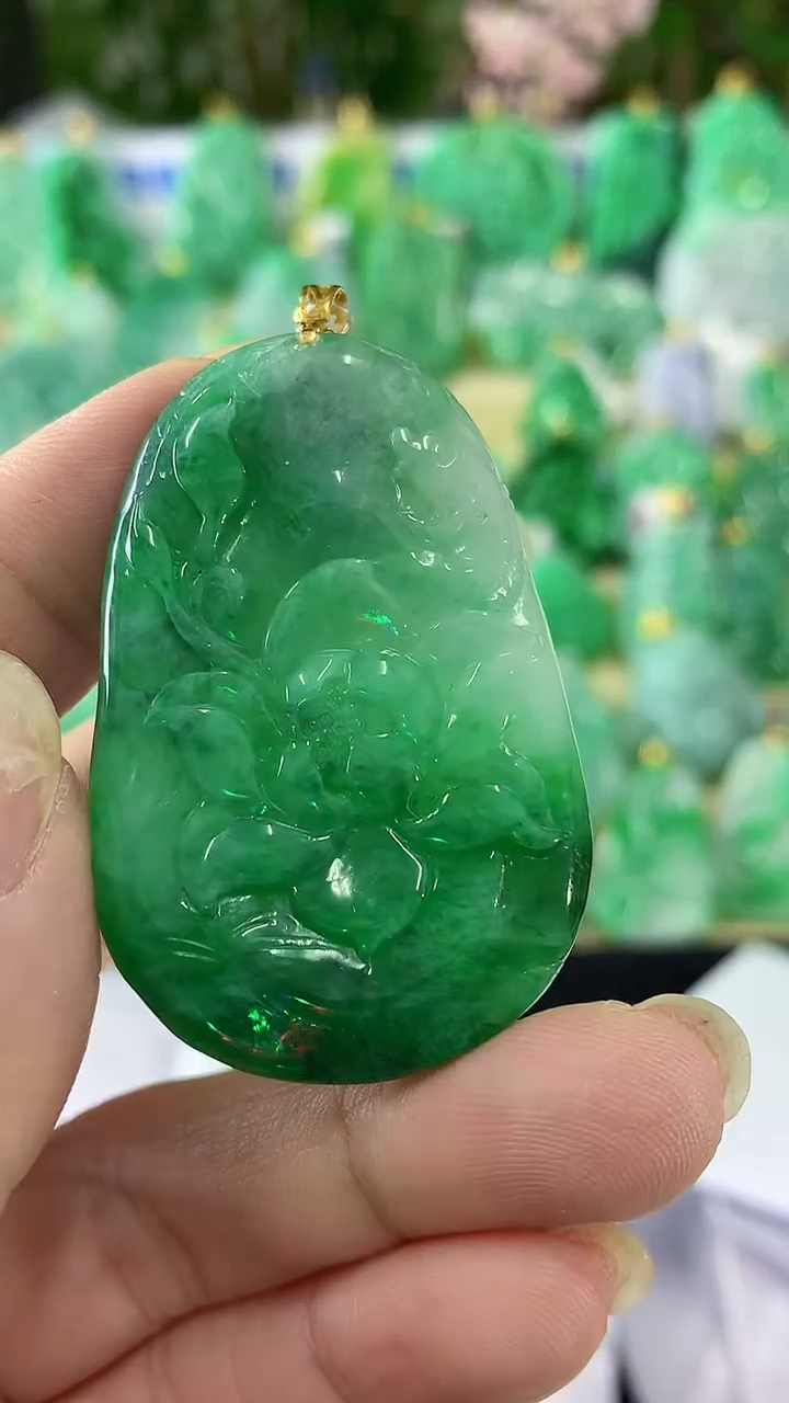 【闪购商品】翡翠颈饰18K金镶嵌挂件