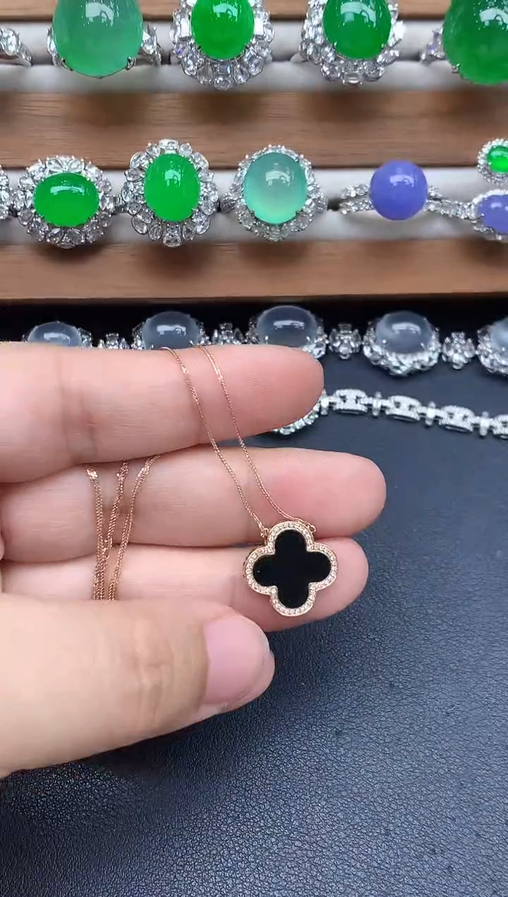 颈饰18K金镶嵌翡翠395-中国好珍宝