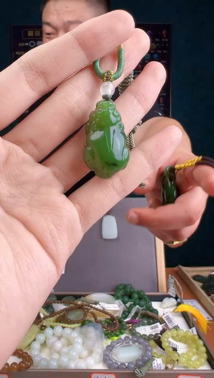 和田玉未镶嵌颈饰多样性发货 拍一单发一个