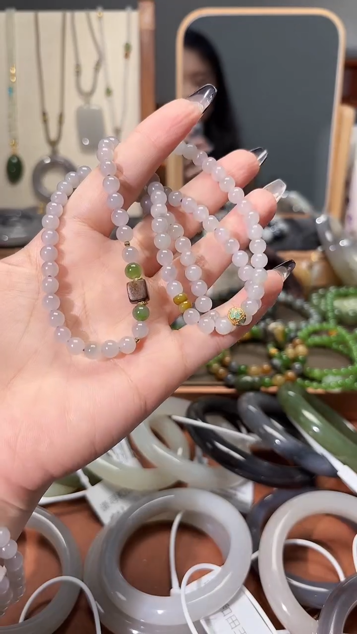 手串未镶嵌和田玉1