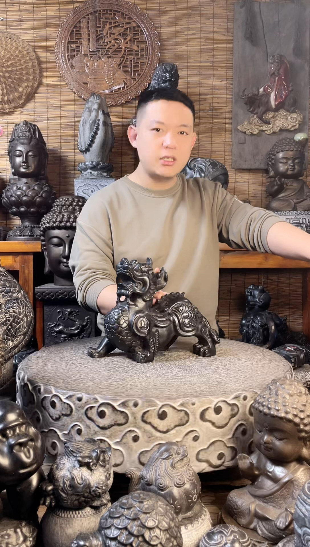 【闪购商品】30飞天貔貅天然青石雕刻