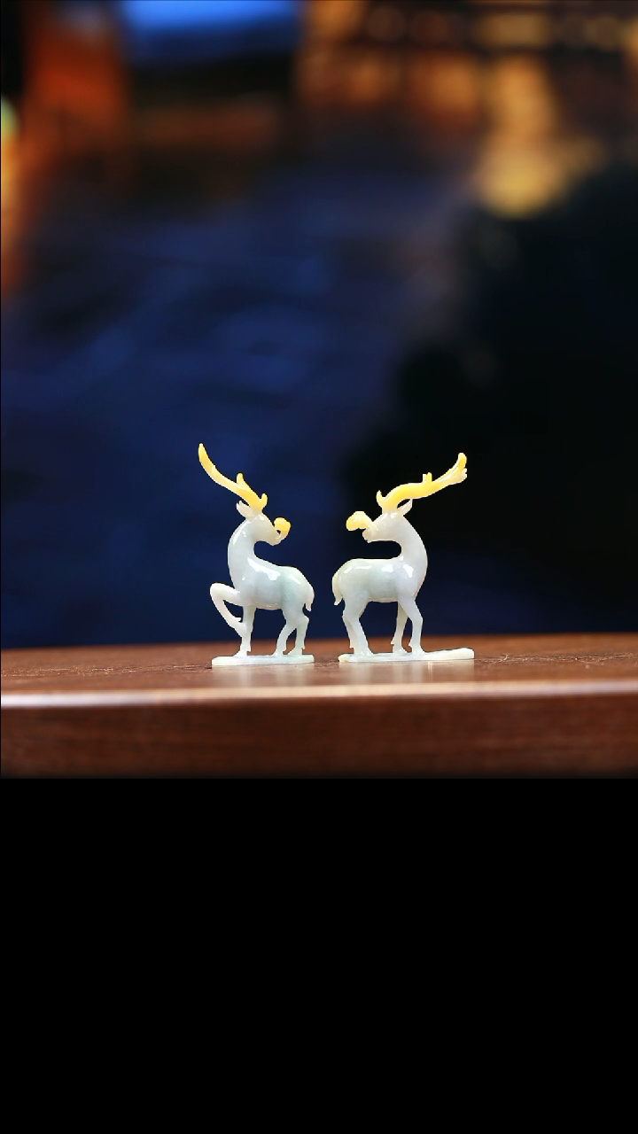 【闪购商品】定制翡翠未镶嵌翡翠灵鹿一对