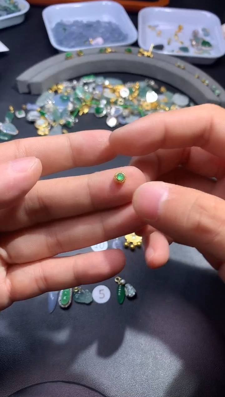 吊坠(不含链)银S925镶嵌翡翠1
