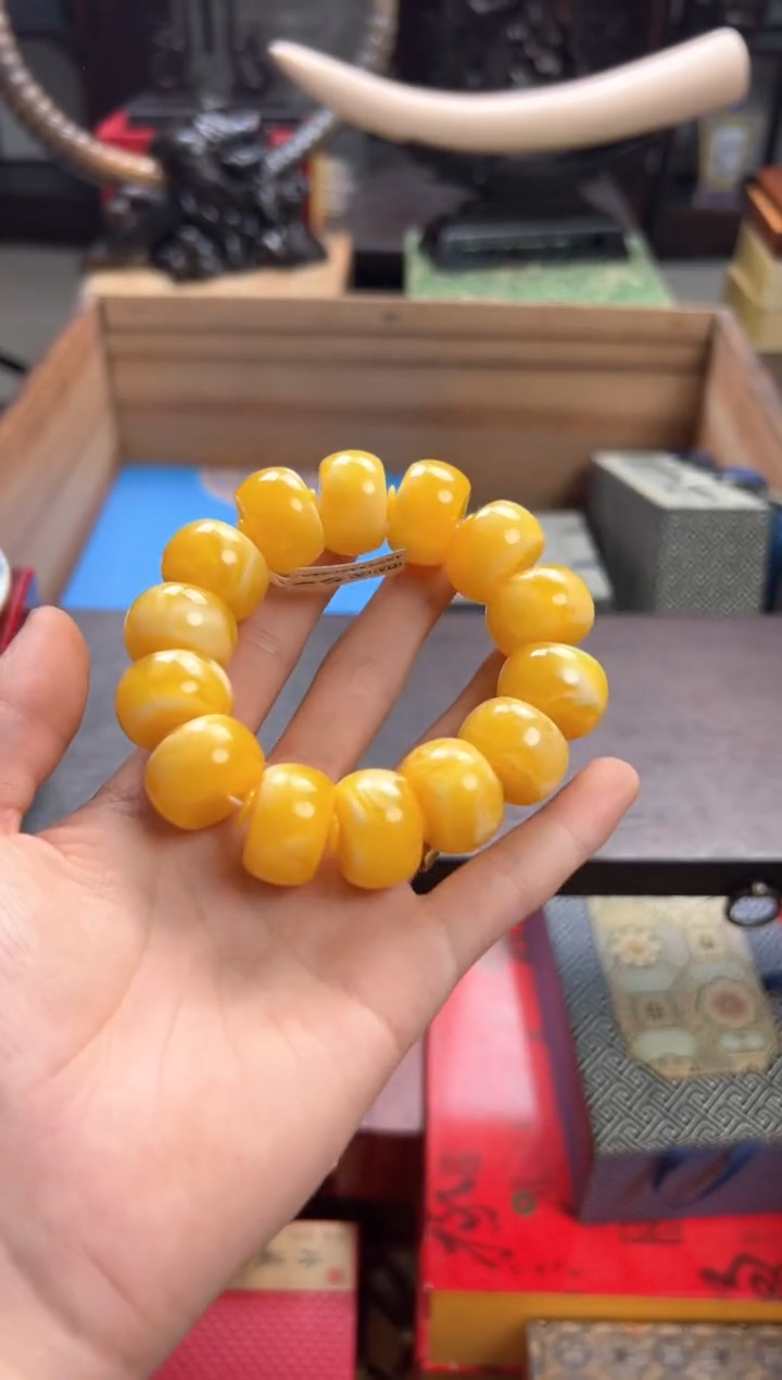 【闪购商品】蜜蜡裸石未镶嵌————————蜜蜡大片珠