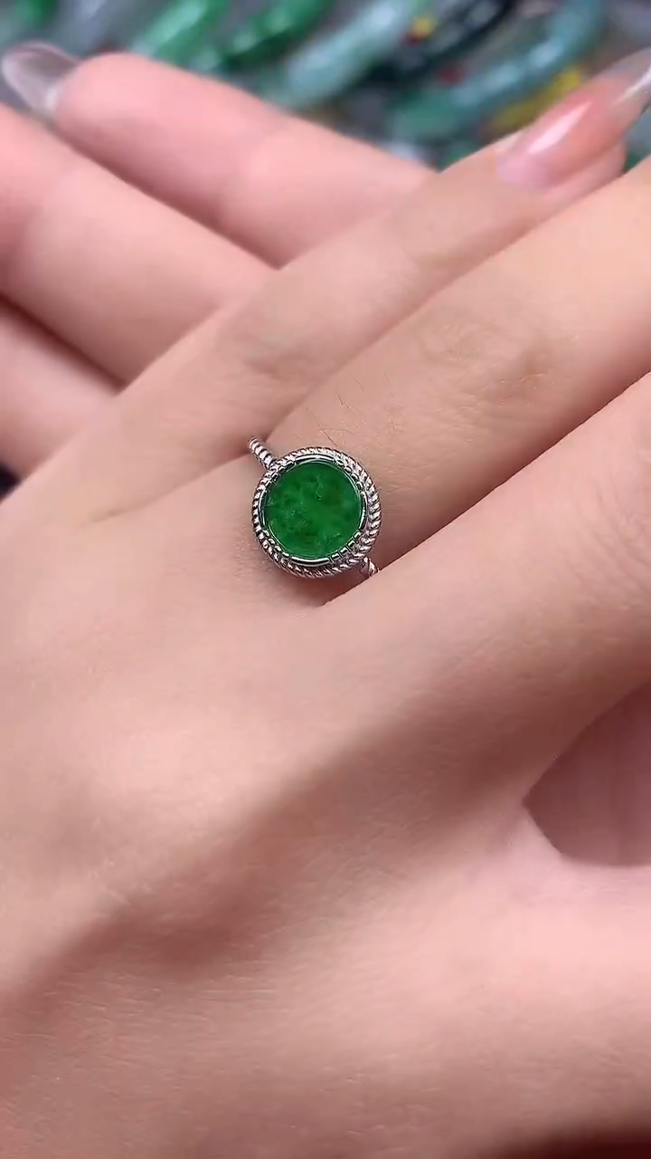 【闪购商品】翡翠戒指银S925镶嵌戒指