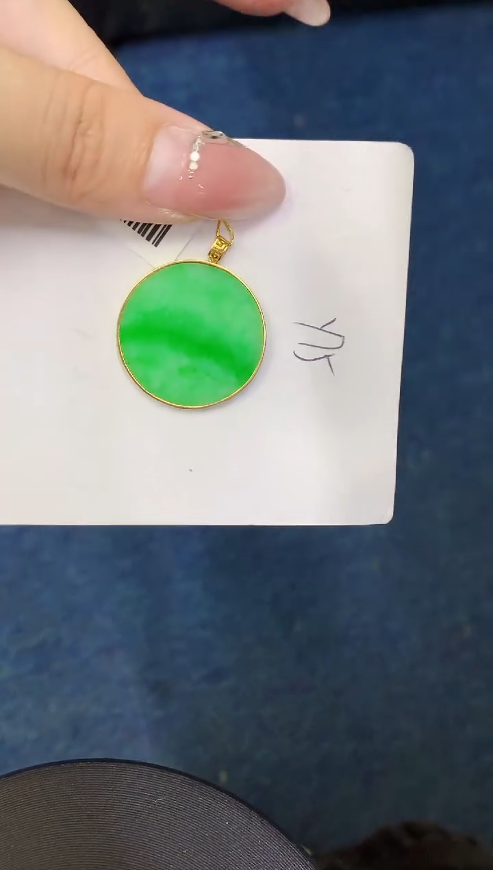 【闪购商品】翡翠颈饰18K金镶嵌000000000000