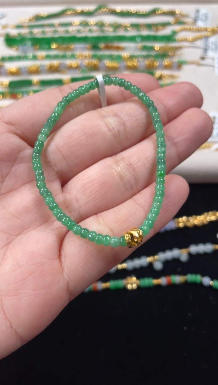 足金镶嵌手串翡翠一个  P025