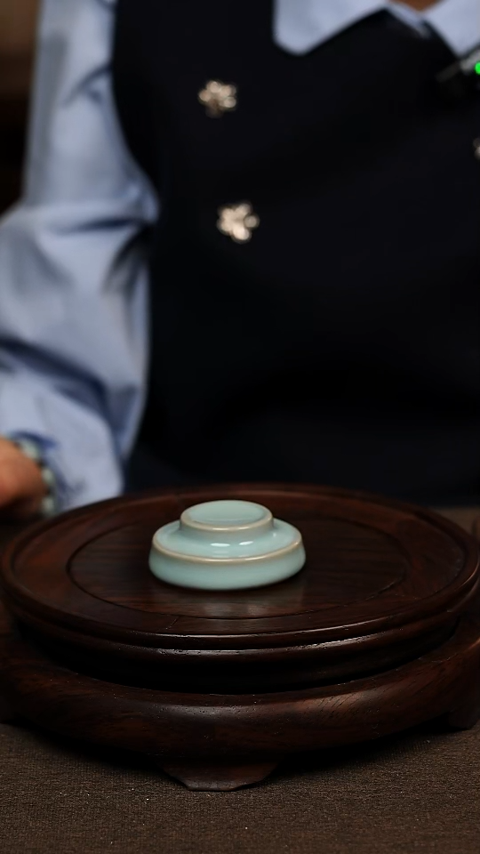 瓷片天青色茶壶盖置微瑕不带礼盒