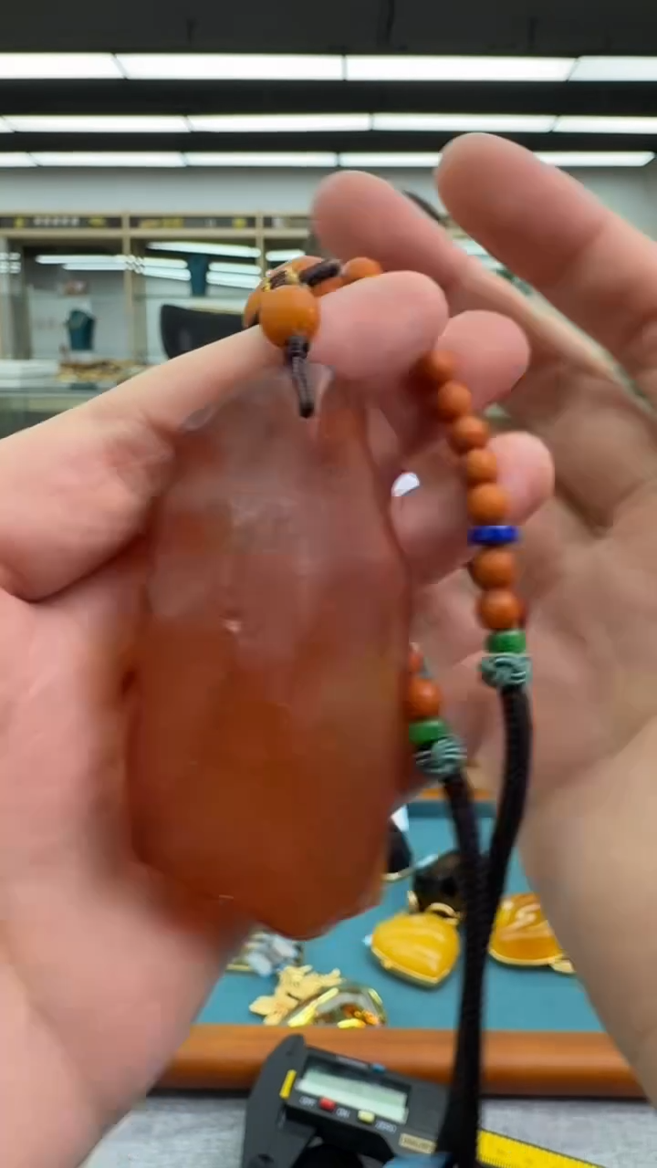 【闪购商品】琥珀颈饰未镶嵌秒拍号432