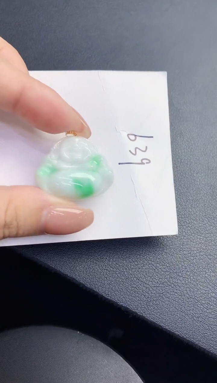 【闪购商品】翡翠颈饰18K金镶嵌00000000