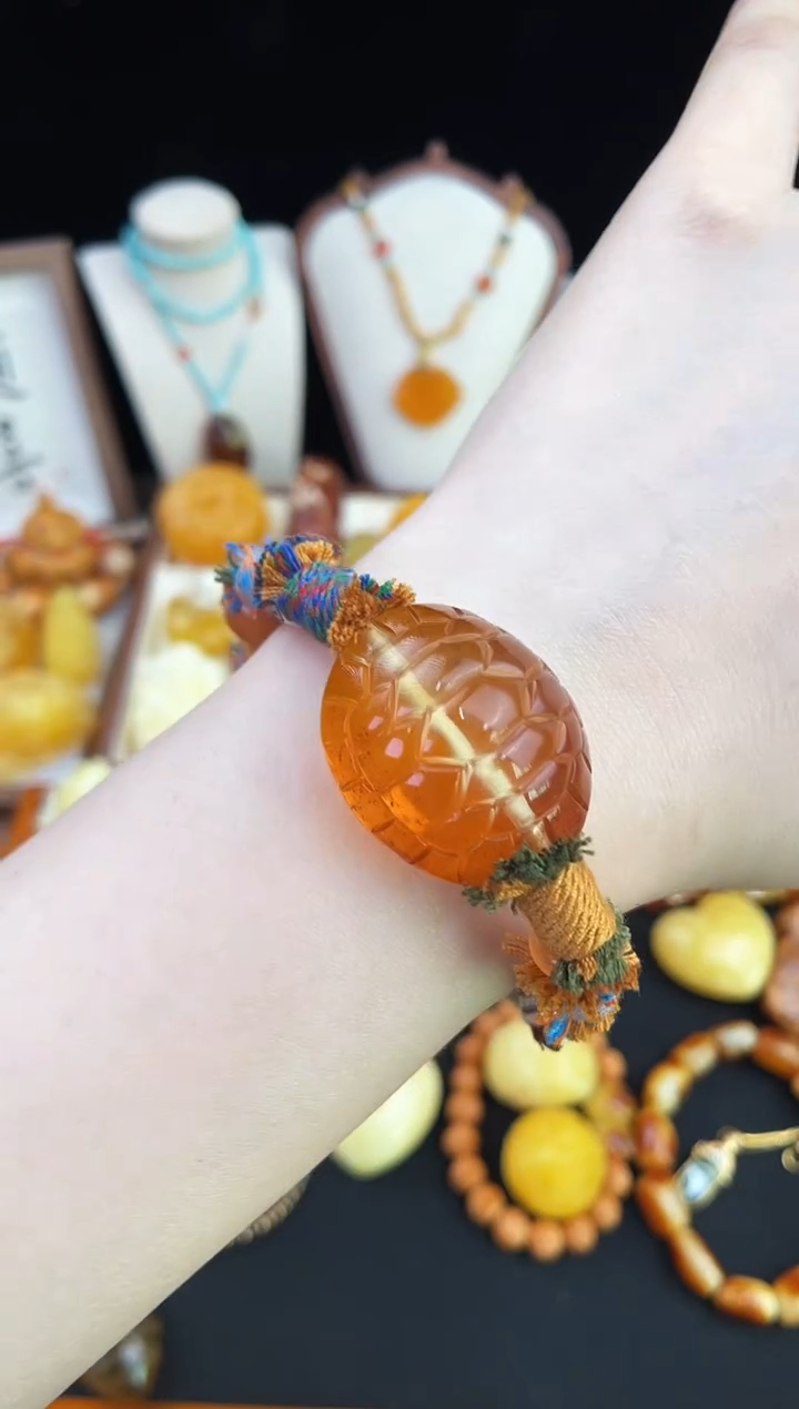 琥珀未镶嵌珠宝奇石柒月