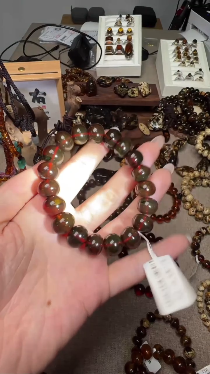 【闪购商品】琥珀手链未镶嵌抚顺琥珀