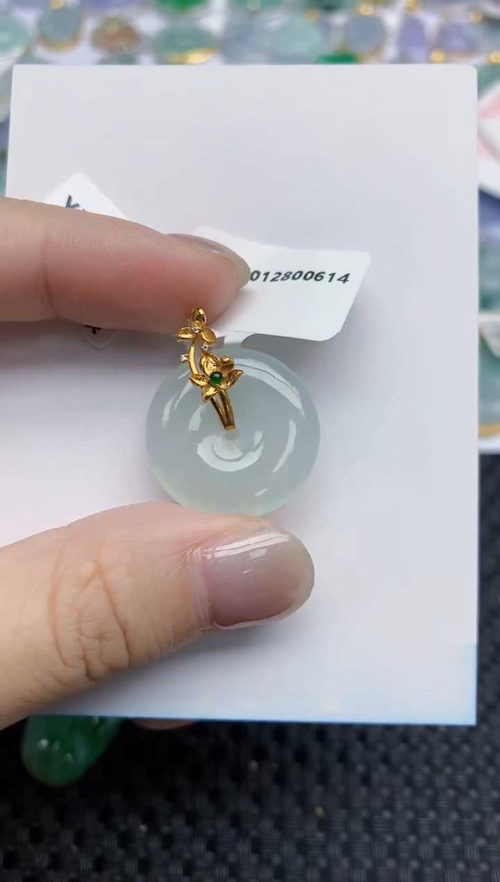 【闪购商品】翡翠颈饰18K金镶嵌天然翡翠A货