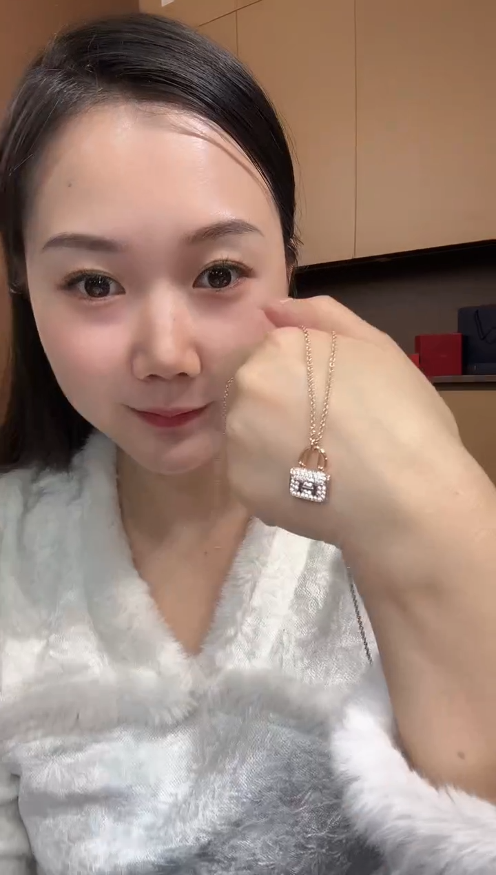 【闪购商品】钻石套链18K金镶嵌k玫康康包ghj