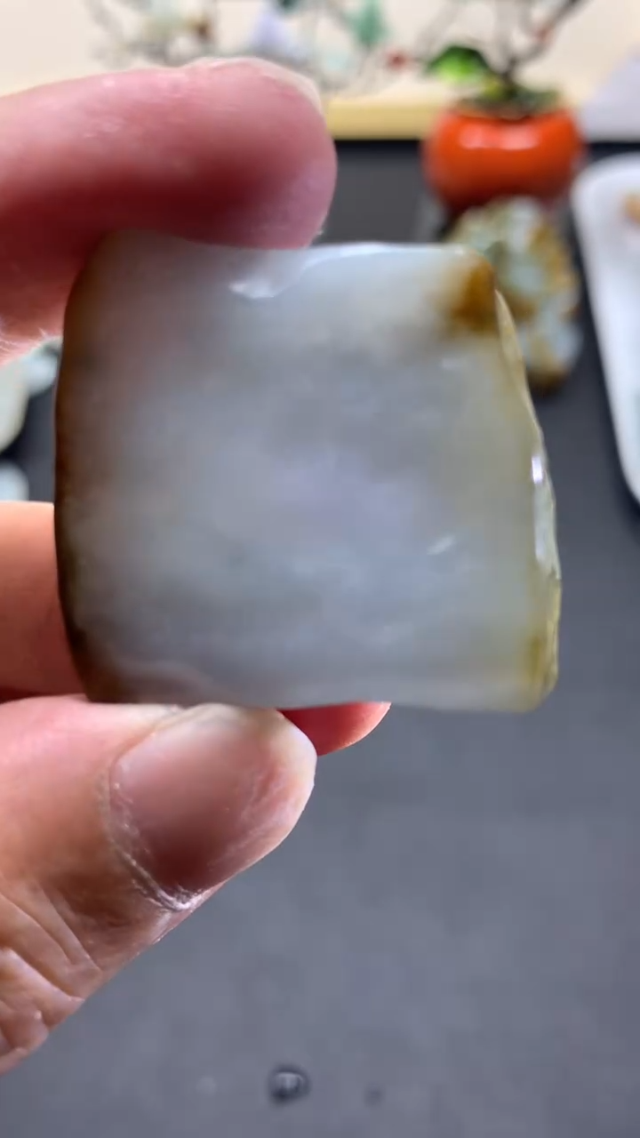 【闪购商品】翡翠颈饰未镶嵌天然翡翠A货